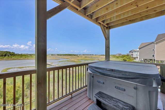1079 New River Inlet Road, Sneads Ferry, NC 28460
