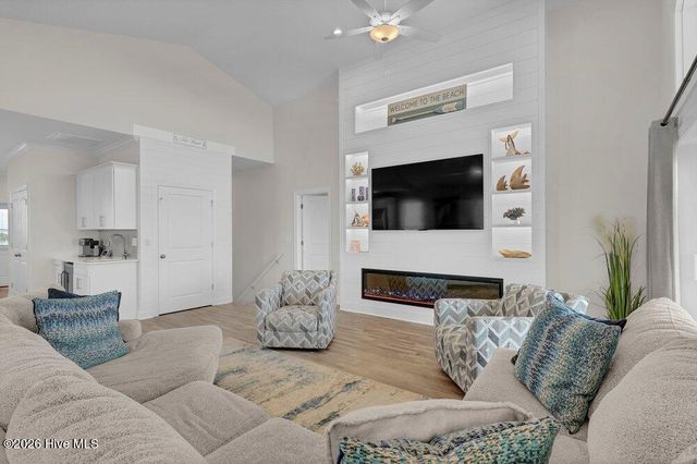 1079 New River Inlet Road, Sneads Ferry, NC 28460
