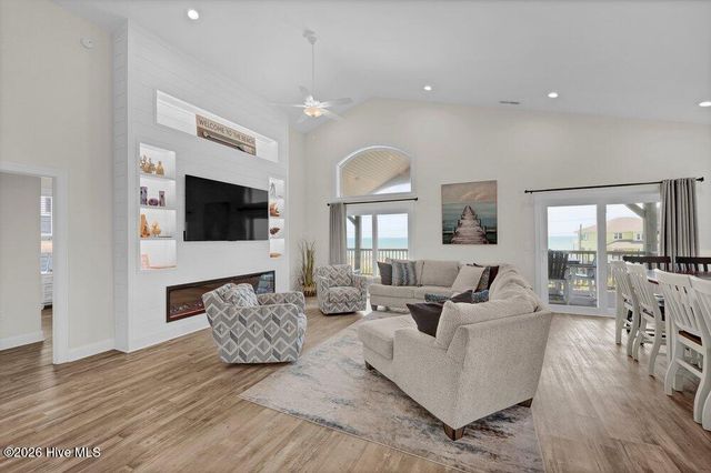 1079 New River Inlet Road, Sneads Ferry, NC 28460