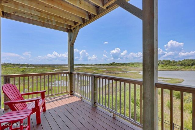 1079 New River Inlet Road, Sneads Ferry, NC 28460