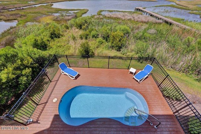 1079 New River Inlet Road, Sneads Ferry, NC 28460
