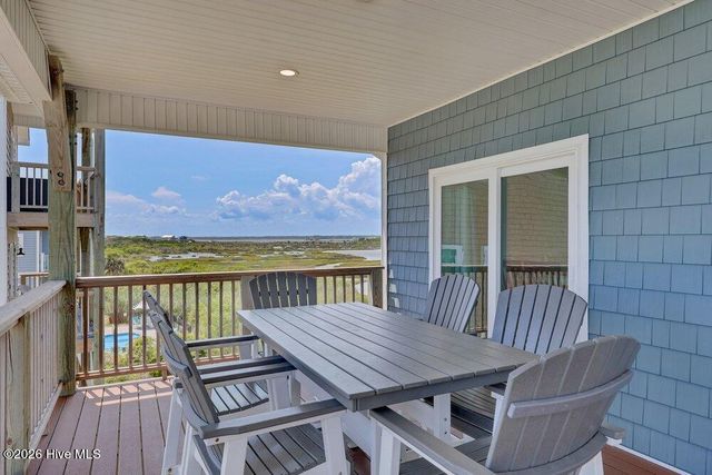 1079 New River Inlet Road, Sneads Ferry, NC 28460
