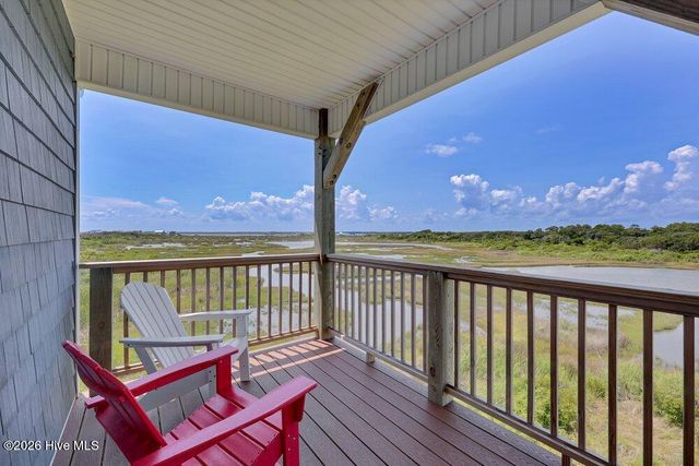 1079 New River Inlet Road, Sneads Ferry, NC 28460