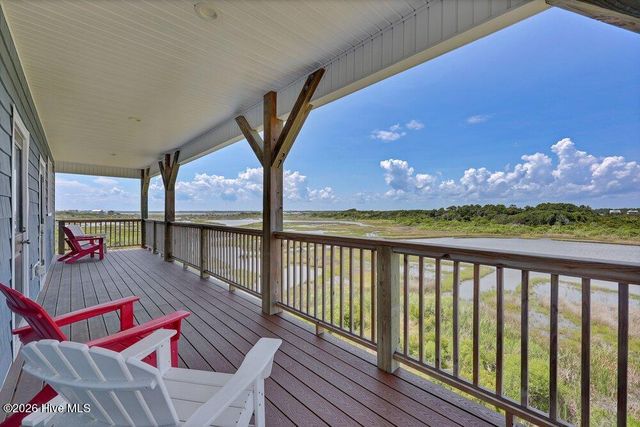 1079 New River Inlet Road, Sneads Ferry, NC 28460