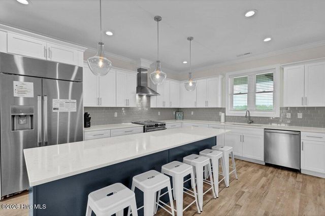 1079 New River Inlet Road, Sneads Ferry, NC 28460