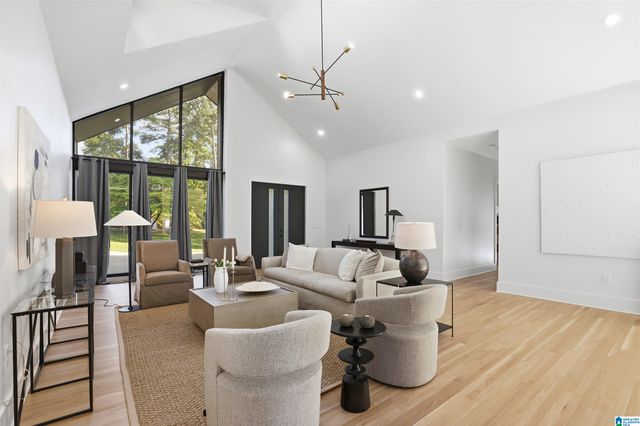 377 LUCERNE BOULEVARD, Homewood, AL 35209