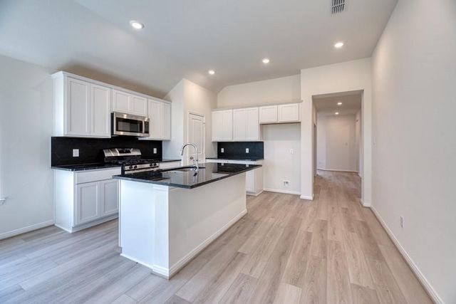 21115 Autumn Heights Drive, Bonney, TX 77583