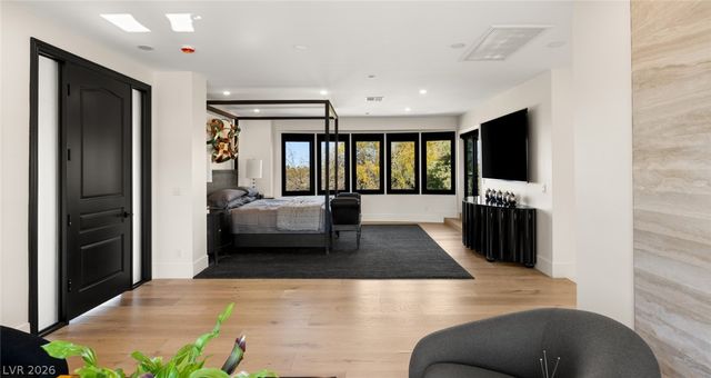 1549 Foothills Village Drive, Henderson, NV 89012