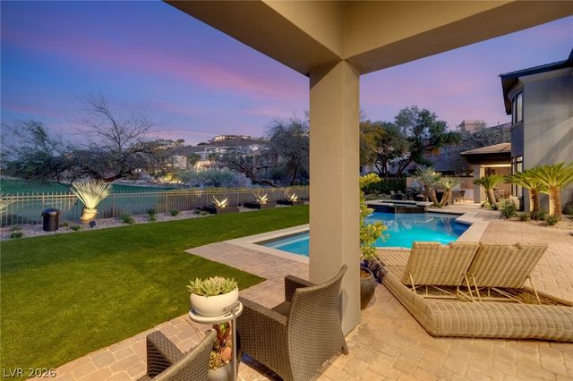 1549 Foothills Village Drive, Henderson, NV 89012