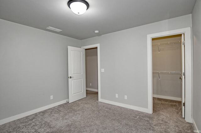 2804 Kincheloe Court, Evansville, IN 47725