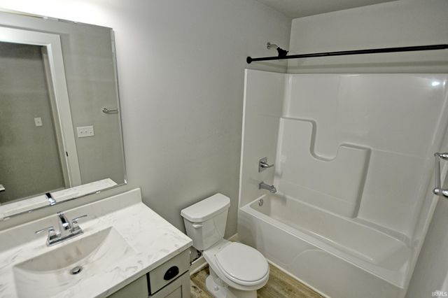 2804 Kincheloe Court, Evansville, IN 47725