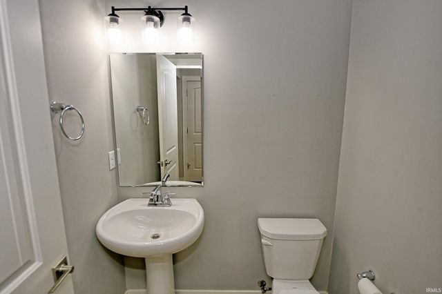 2804 Kincheloe Court, Evansville, IN 47725