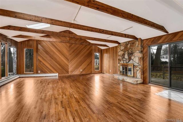 36 Bevin Road, Northport, NY 11768