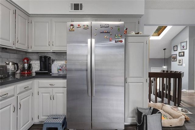11312 W 77th Street, Shawnee, KS 66214