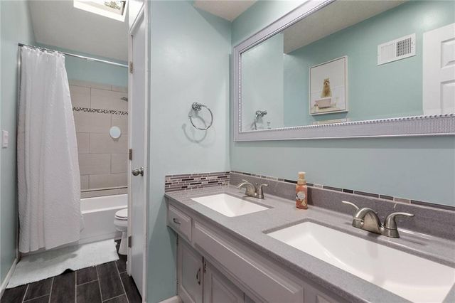 11312 W 77th Street, Shawnee, KS 66214