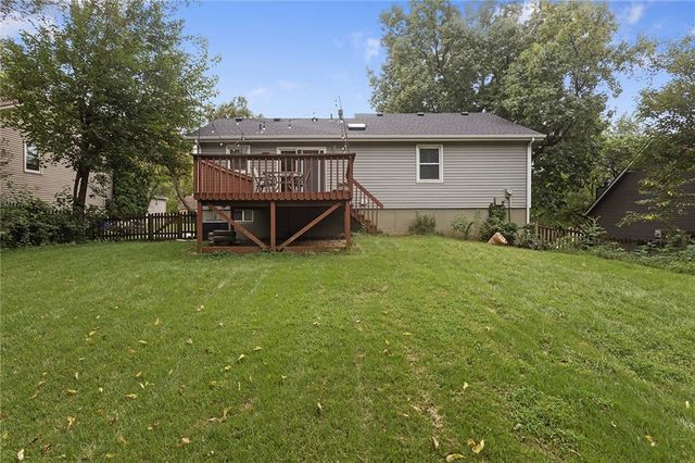 11312 W 77th Street, Shawnee, KS 66214