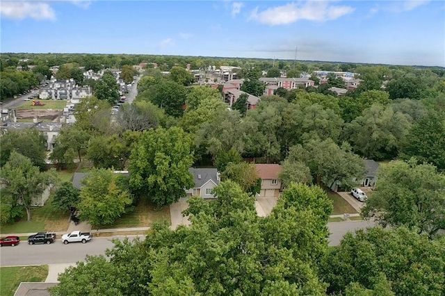 11312 W 77th Street, Shawnee, KS 66214