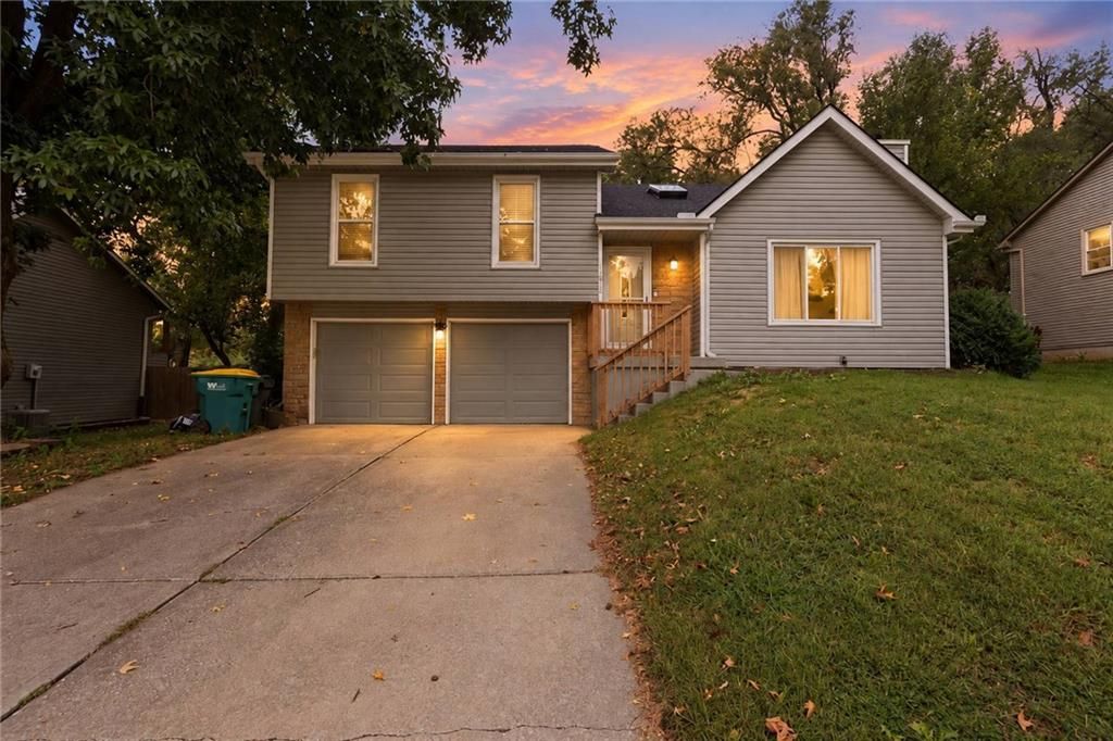 11312 W 77th Street, Shawnee, KS 66214