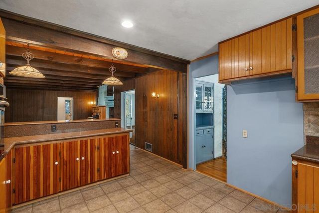 9131 Madison Ave, La Mesa, CA 91941
