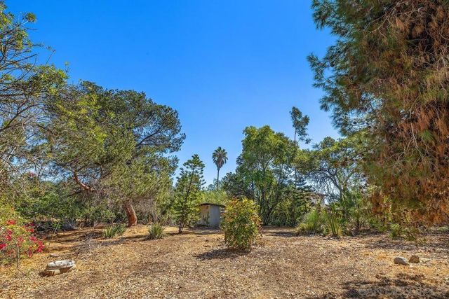 9131 Madison Ave, La Mesa, CA 91941