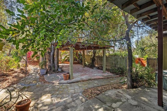 9131 Madison Ave, La Mesa, CA 91941