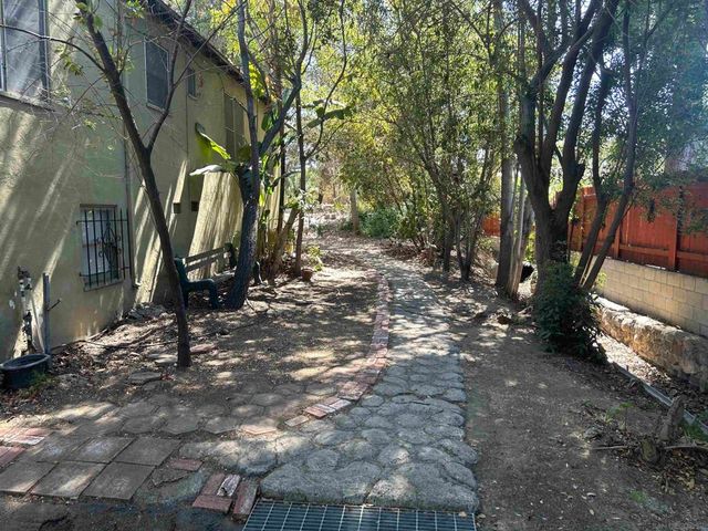 9131 Madison Ave, La Mesa, CA 91941