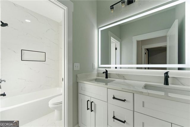 216 Galway Lane, Hampton, GA 30228