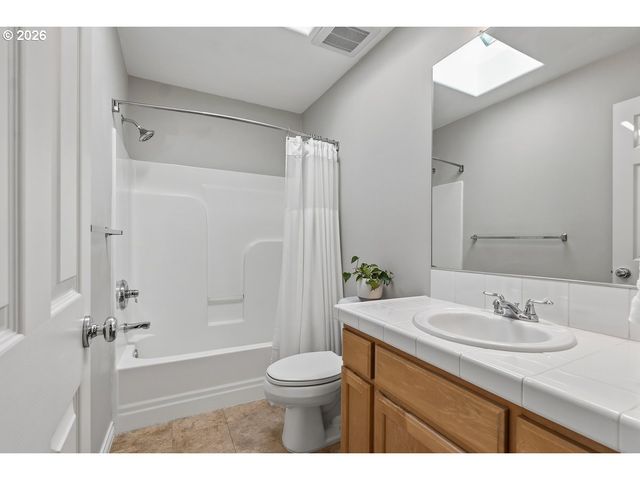 17311 Nw REINDEER Dr, Portland, OR 97229
