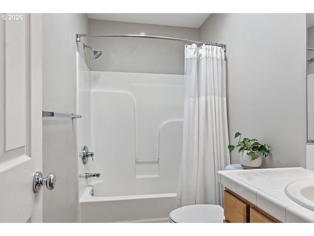 17311 Nw REINDEER Dr, Portland, OR 97229