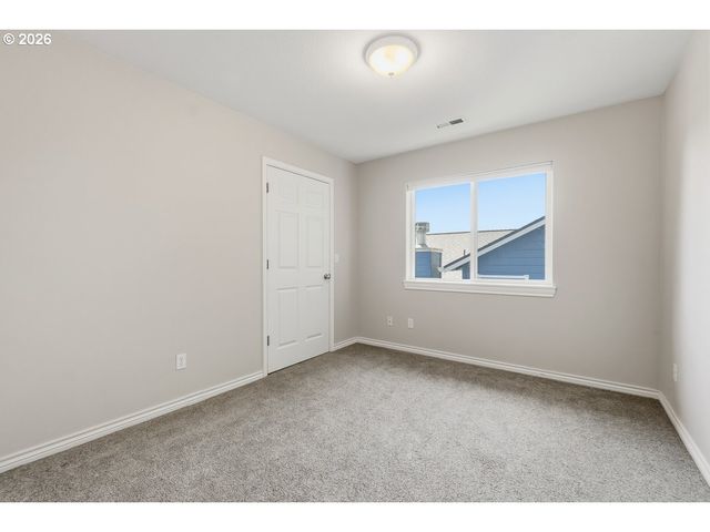 17311 Nw REINDEER Dr, Portland, OR 97229