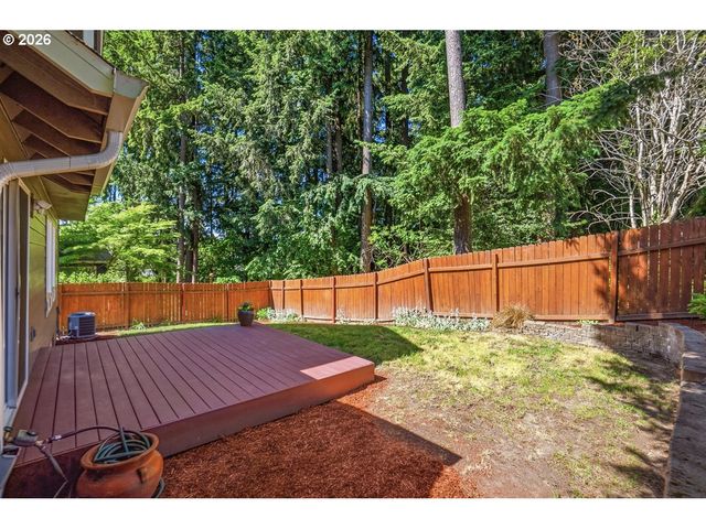 17311 Nw REINDEER Dr, Portland, OR 97229