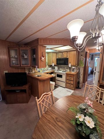 6494 SE 54th Ln, Okeechobee, FL 34974