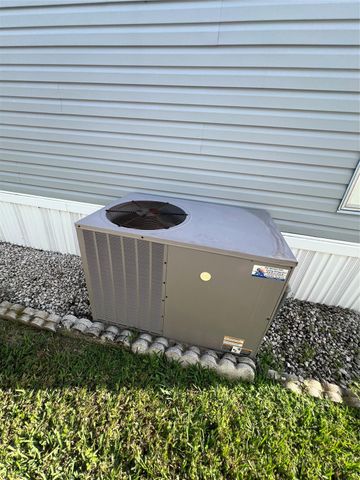 6494 SE 54th Ln, Okeechobee, FL 34974