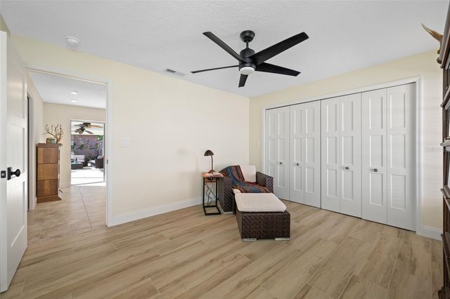 4372 46TH AVENUE S, St Petersburg, FL 33711