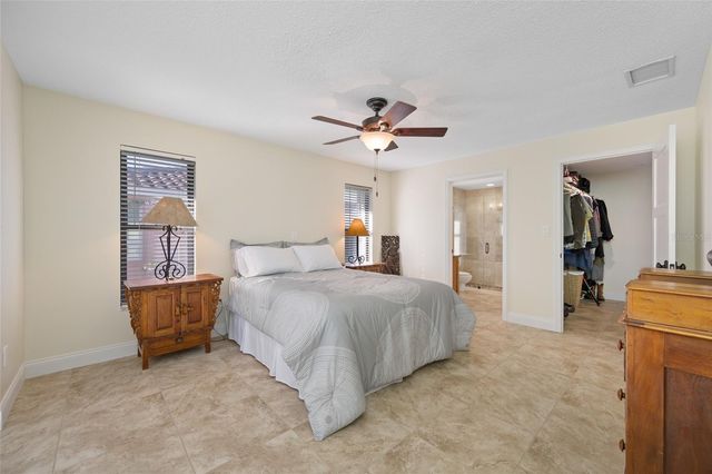 4372 46TH AVENUE S, St Petersburg, FL 33711