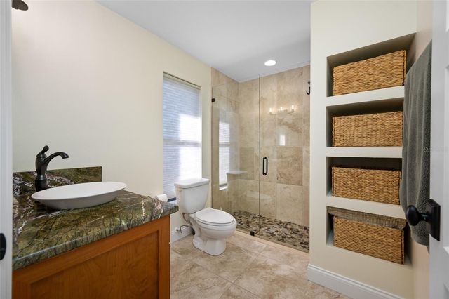 4372 46TH AVENUE S, St Petersburg, FL 33711