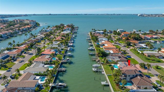 4372 46TH AVENUE S, St Petersburg, FL 33711