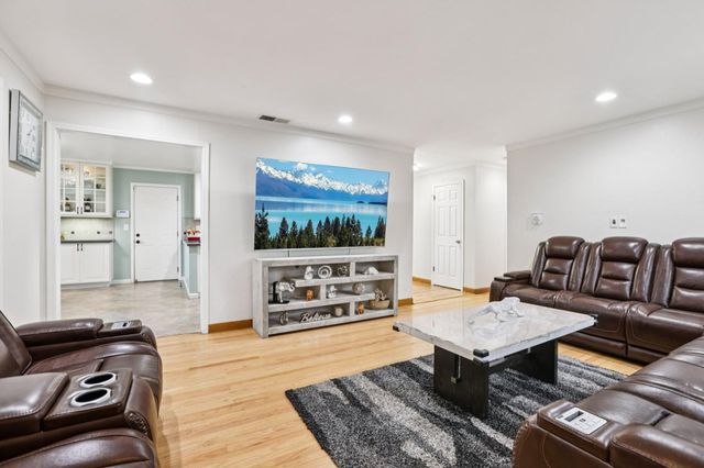 3272 Vistamont Drive, San Jose, CA 95118