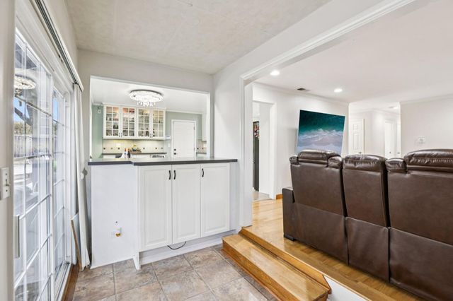 3272 Vistamont Drive, San Jose, CA 95118