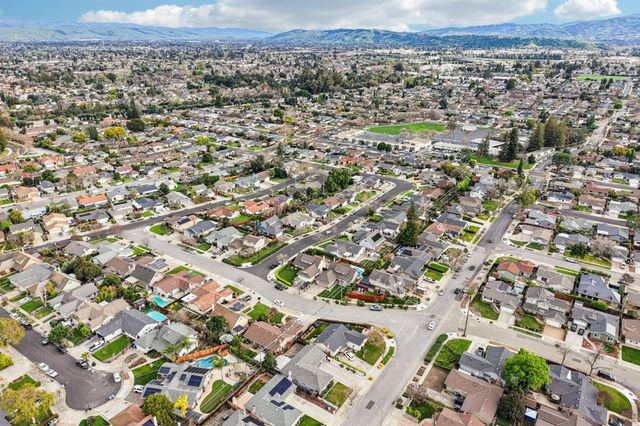 3272 Vistamont Drive, San Jose, CA 95118