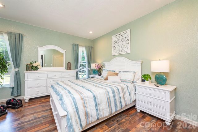 65 Walnut Street, Marion, NC 28752