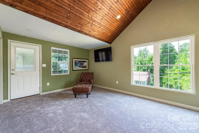 65 Walnut Street, Marion, NC 28752