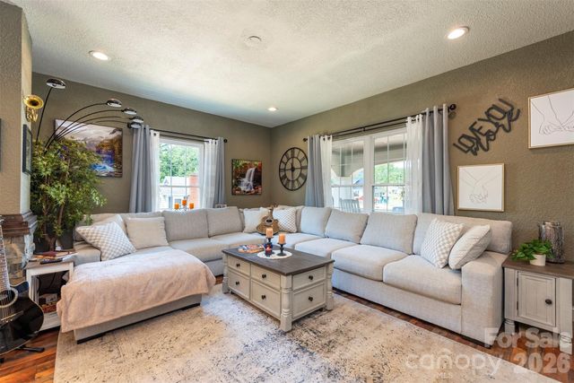 65 Walnut Street, Marion, NC 28752
