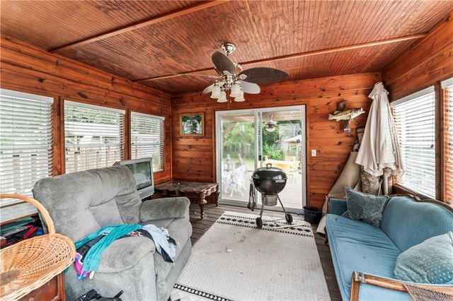 81 SE 500th Road, Clinton, MO 64735