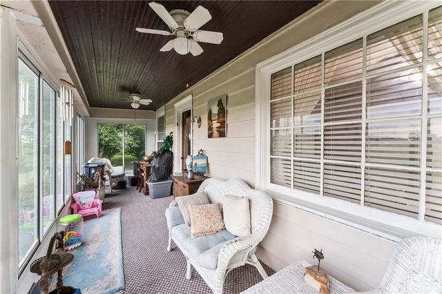 81 SE 500th Road, Clinton, MO 64735