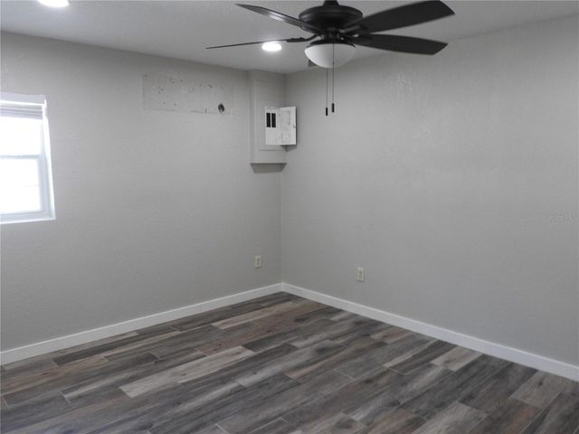 8822 ROCKY CREEK DRIVE, Tampa, FL 33615