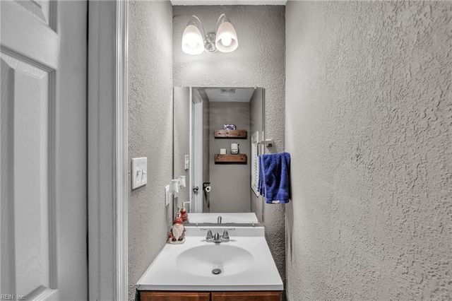 205 W 36th ST, Norfolk, VA 23504