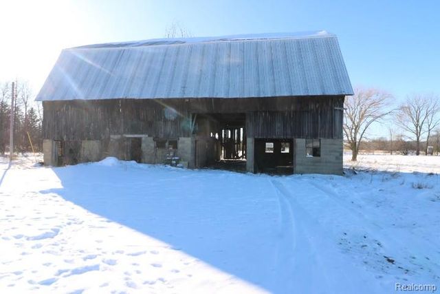 1506 Shabbona Road, Snover, MI 48472