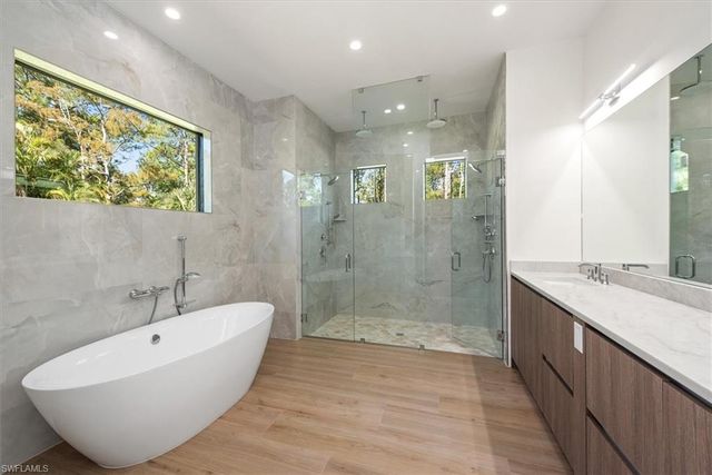 5080 Hickory Wood DR, Naples, FL 34119