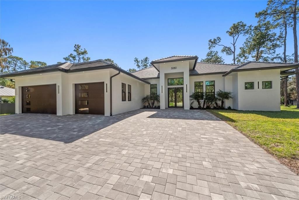 5080 Hickory Wood DR, NAPLES, FL 34119 — photo 2
